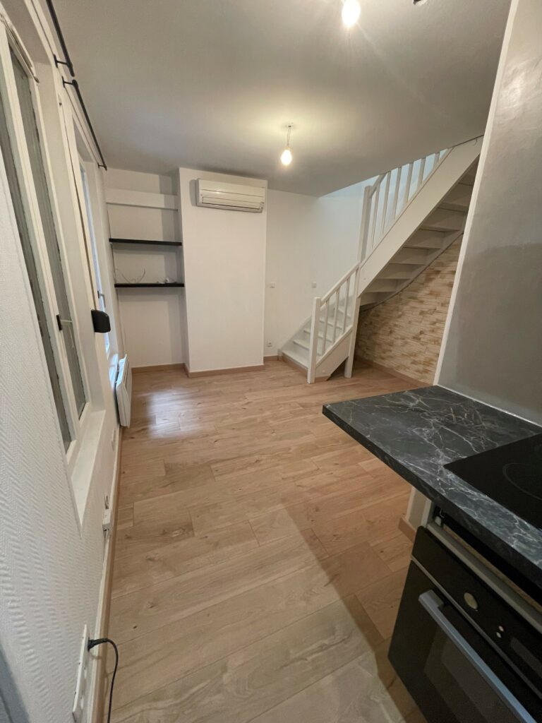 Rénovation duplex Nancy Centre 45m² tous corps état cuisine escalier MAN OF STYLE appartement ancien